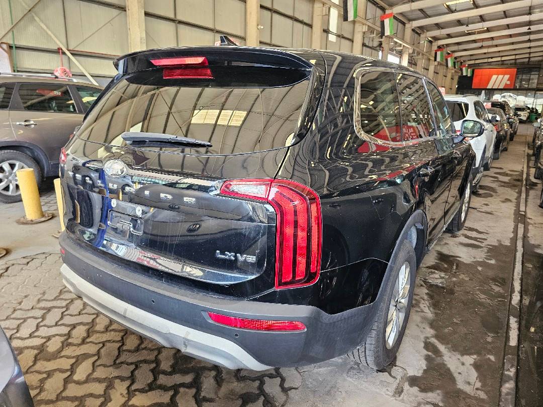 KIA TELLURIDE