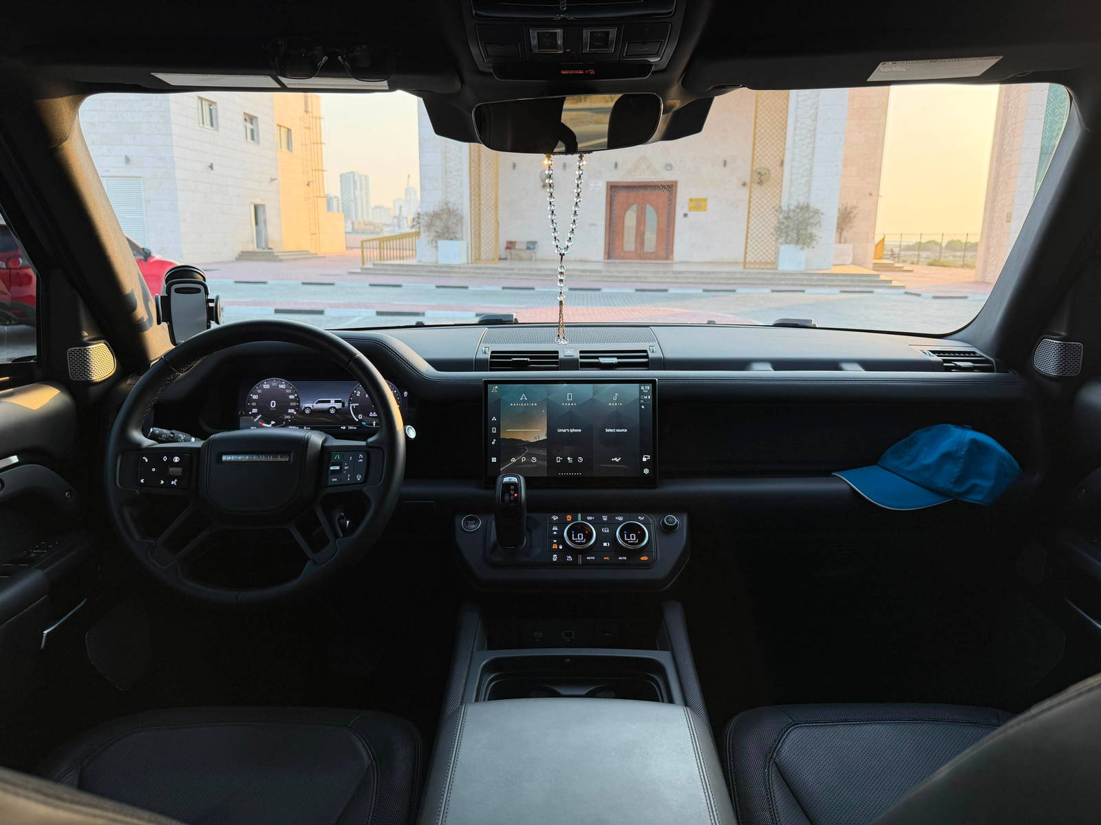 2024 LAND ROVER DEFENDER 130 X DYNAMIC SE — 10551 KM — Lot 8R2294020 - Marhaba Auctions Used Cars - Image 3