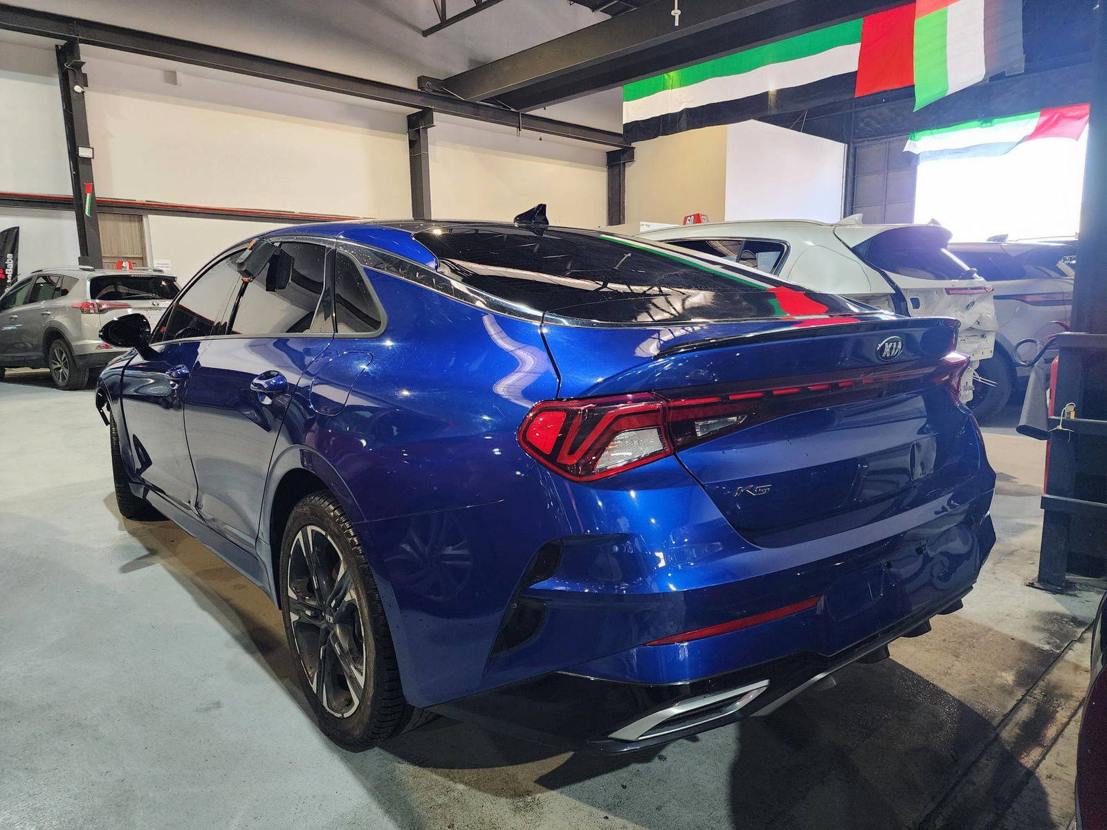 2021 KIA K5 — 161280 Miles — Lot 69000594 — Souq - Marhaba Auctions Used Cars - Image 3