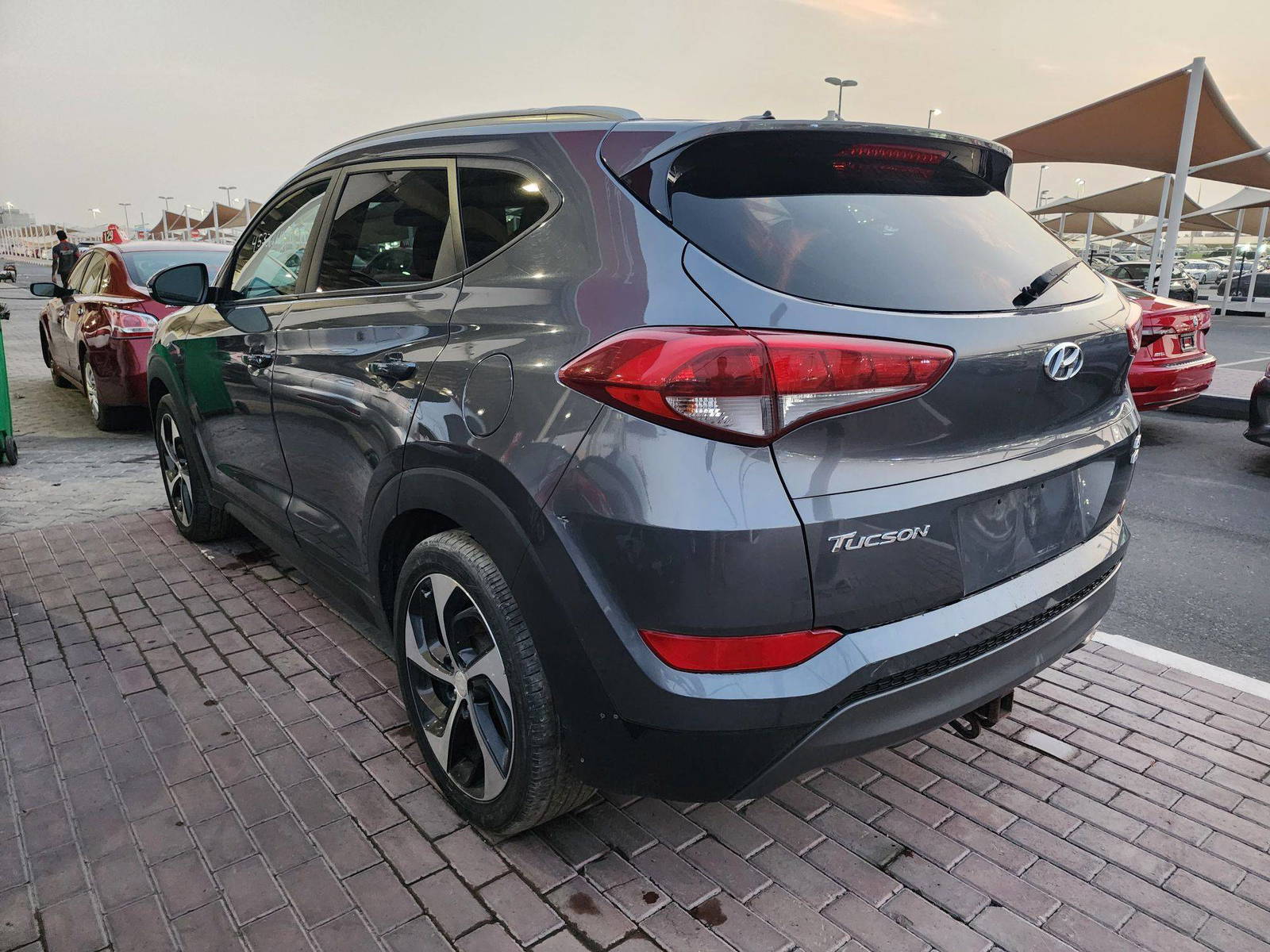 2016 HYUNDAI TUCSON — 140364 KM — Lot 45336664 — Souq - Marhaba Auctions Used Cars - Image 3