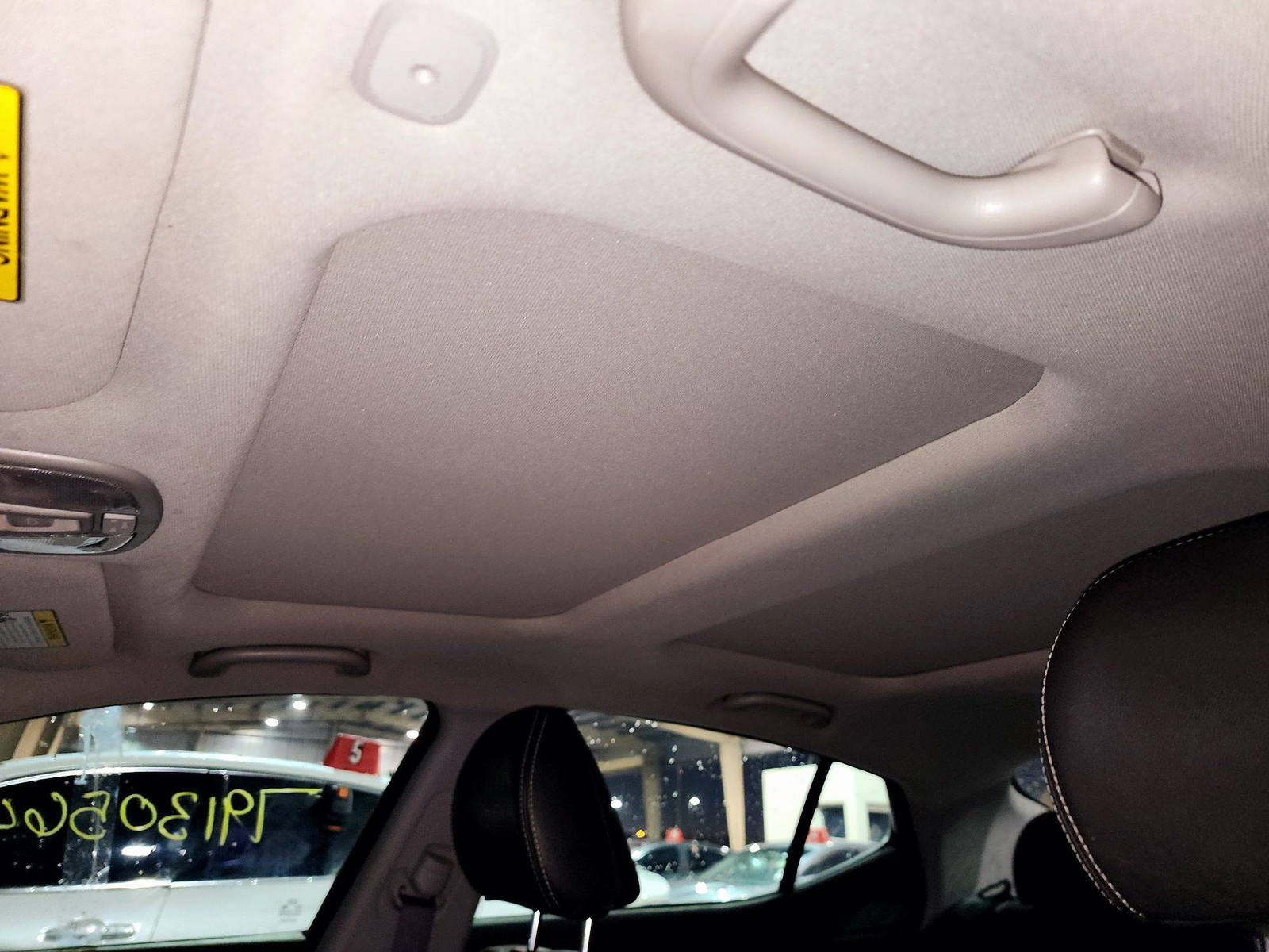2012 KIA OPTIMA — 130202 Miles — Lot 79130564 — Souq - Marhaba Auctions Used Cars - Image 9
