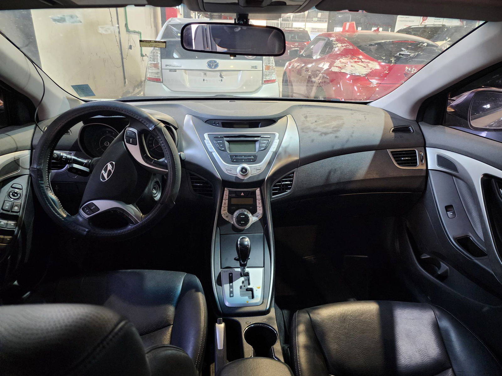 2011 HYUNDAI AVANTE — 77174 KM — Lot 085915 — Al Quoz - Marhaba Auctions Used Cars - Image 9