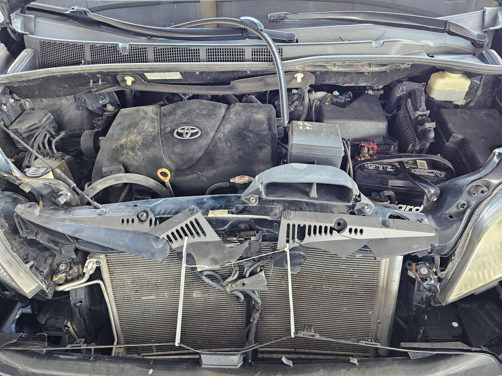 TOYOTA SIENNA 2018 - Marhaba Auction Used Cars - Image 11