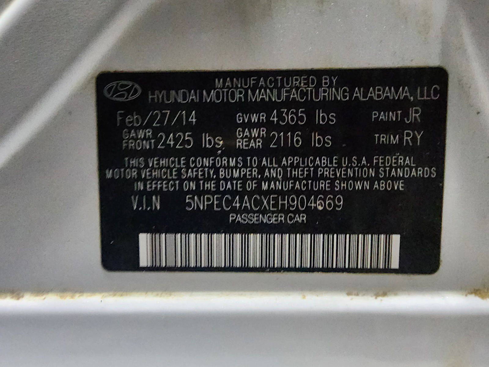 2014 HYUNDAI SONATA — 264446 Miles — Lot 39875371 — Al Quoz - Marhaba Auctions Used Cars - Image 9