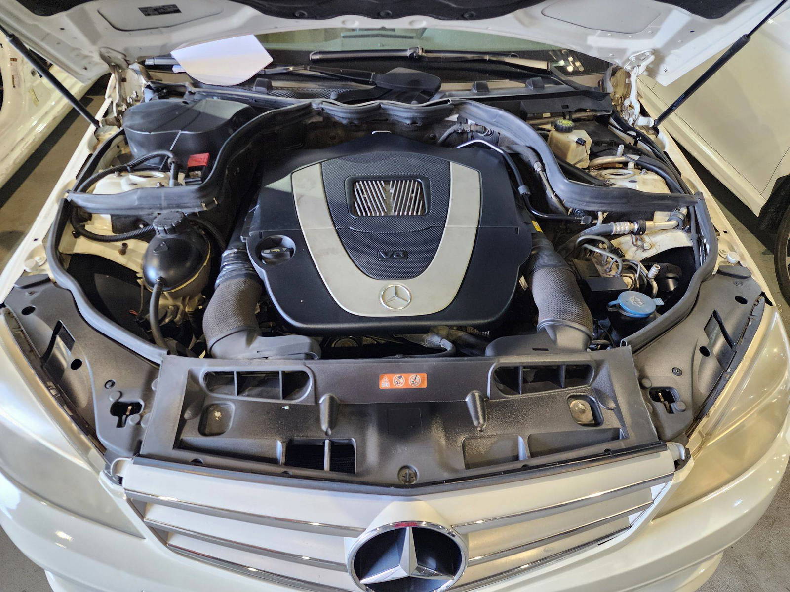 2010 MERCEDES BENZ C300 — 264950 KM — Lot 088797 — Al Quoz - Marhaba Auctions Used Cars - Image 13