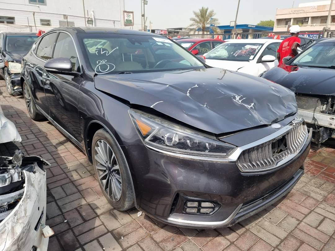 2017 KIA CADENZA — 137166 Miles — Lot 214587 — Main - Marhaba Auctions Used Cars - Image 4