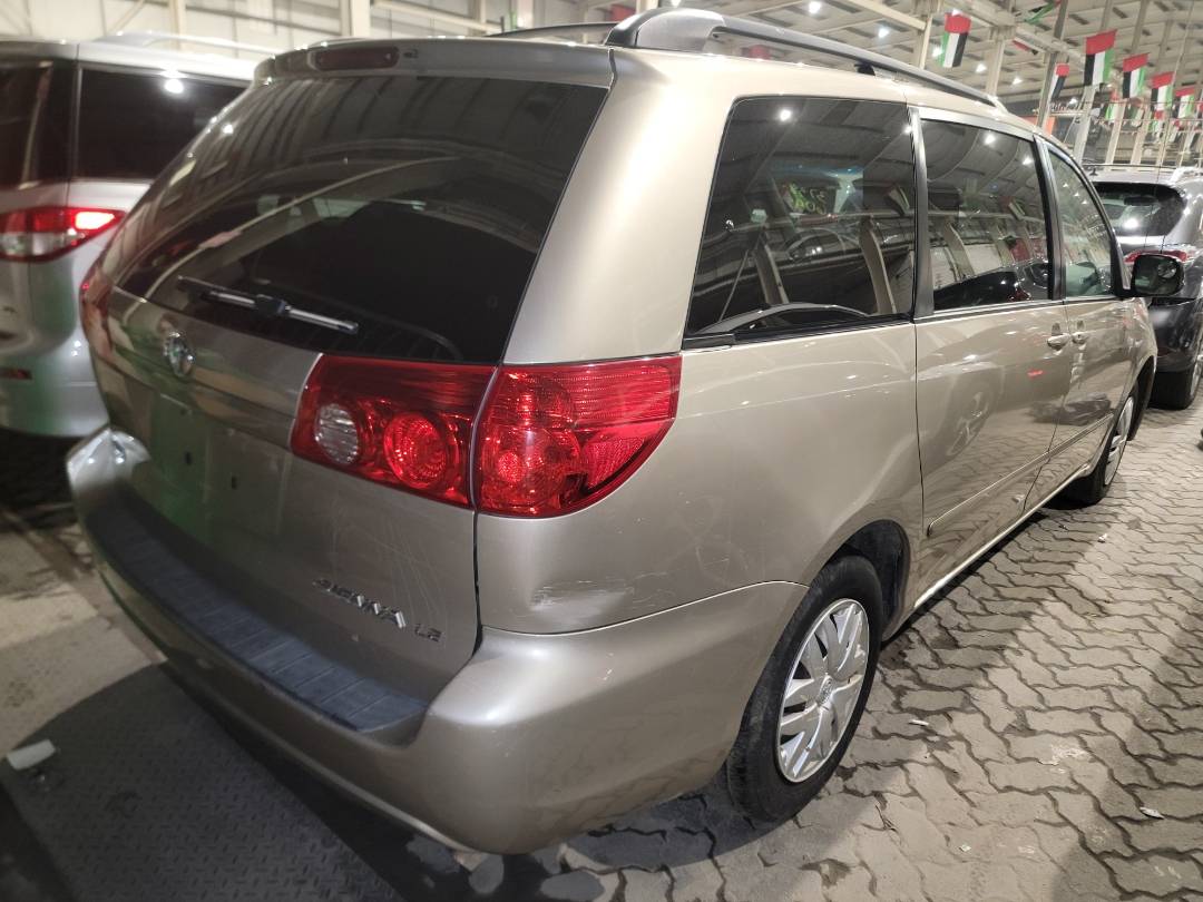 2009 TOYOTA SIENNA — 247056 Miles — Lot 37386095 - Marhaba Auctions Used Cars - Image 4