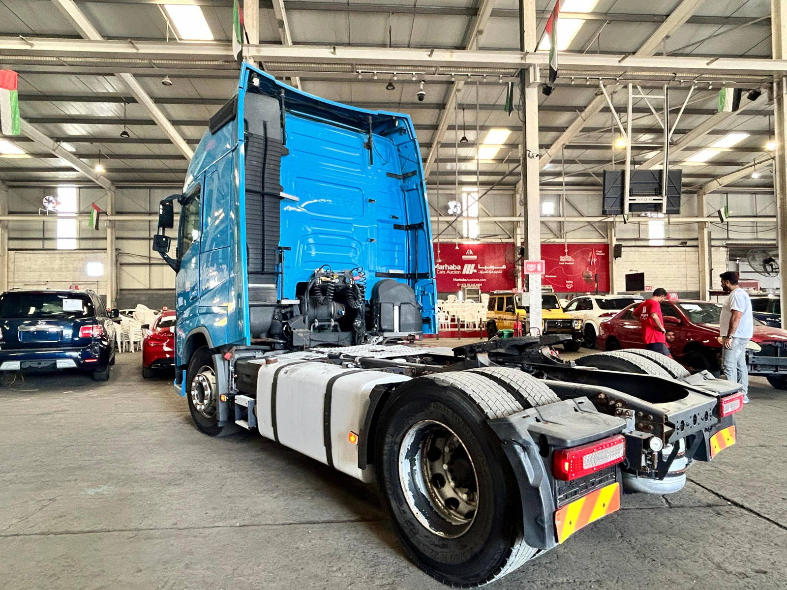 2015 VOLVO FH-Series — 874341 KM — Lot FB738975 — Main - Marhaba Auctions Used Cars - Image 4