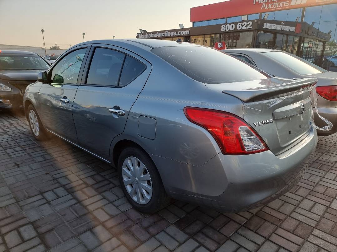 2013 NISSAN VERSA — 172416 Miles — Lot 2135478 — Ind. 12 - Marhaba Auctions Used Cars - Image 4