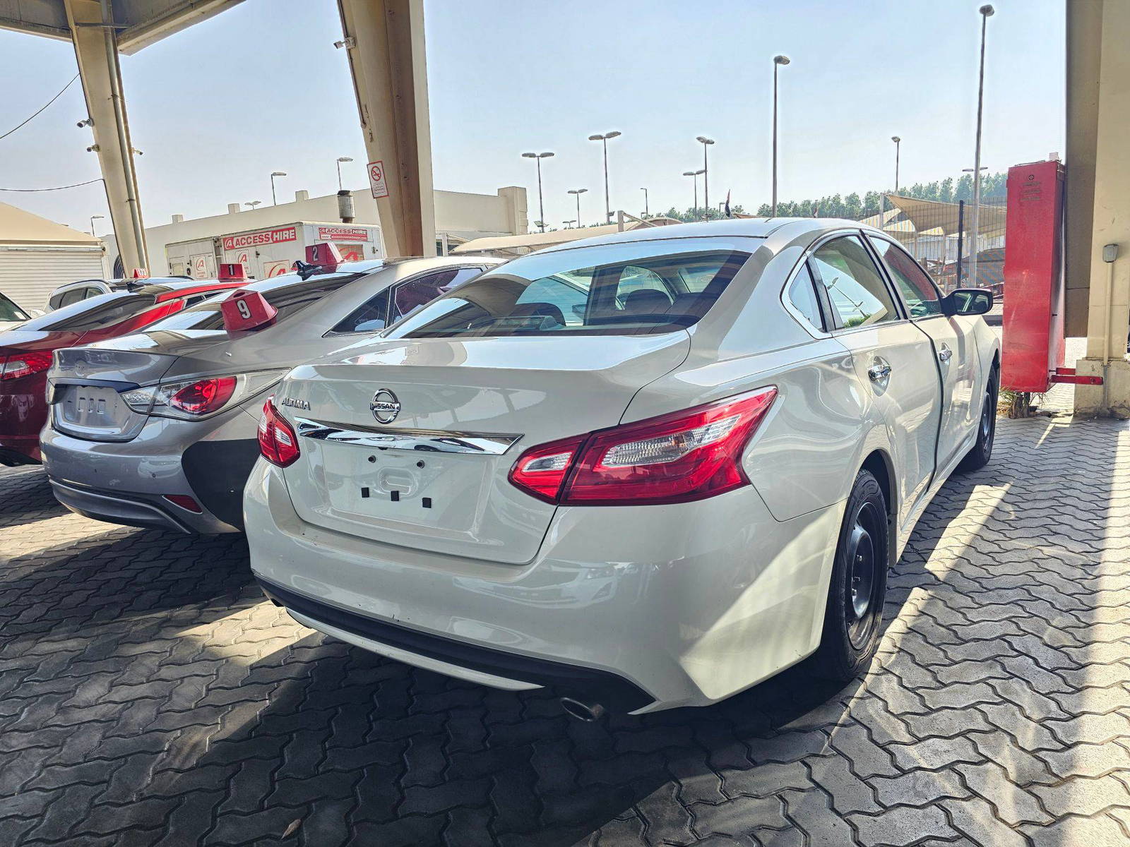 2016 NISSAN ALTIMA — 159092 Miles — Lot GC232695 — Souq - Marhaba Auctions Used Cars - Image 3