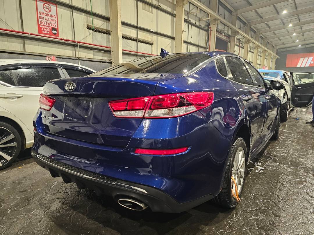 2019 KIA OPTIMA — 130768 Miles — Lot 354807 — Souq - Marhaba Auctions Used Cars - Image 4