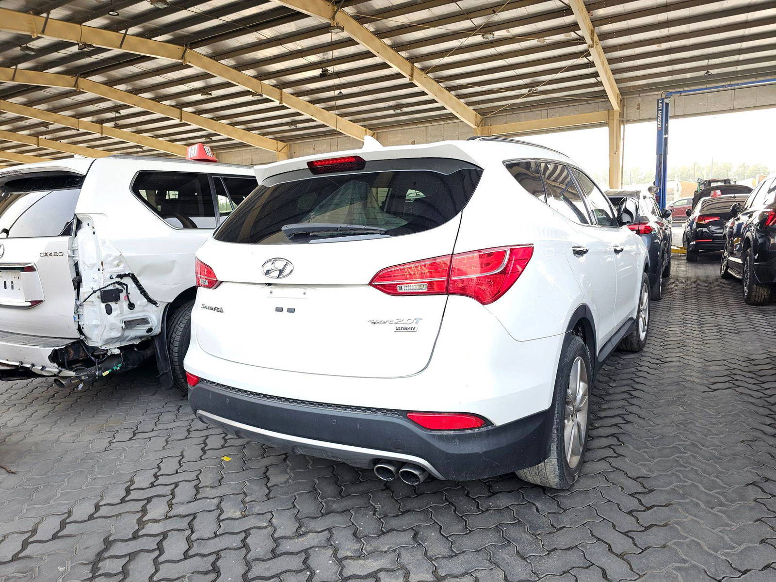 2016 HYUNDAI SANTA FE SPORT — 110875 Miles — Lot 0GG333143 — Souq - Marhaba Auctions Used Cars - Image 3