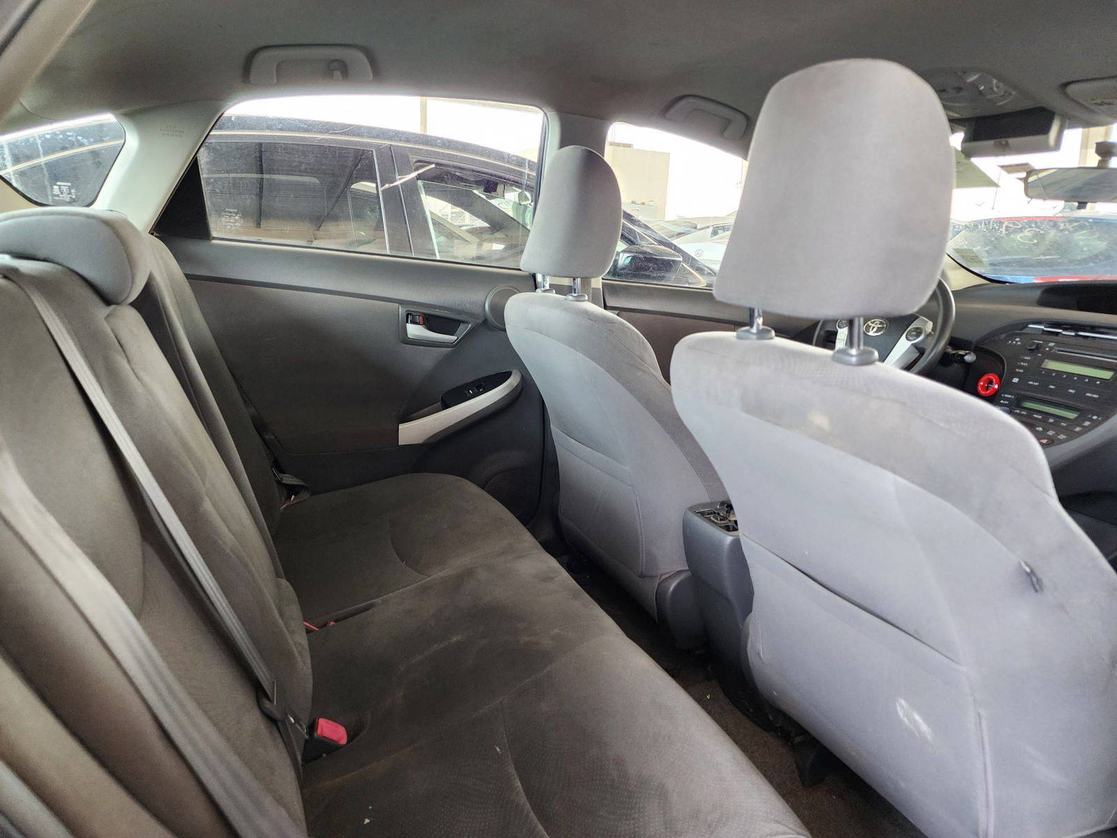 2010 TOYOTA PRIUS — 201877 Miles — Lot 7012 — Main - Marhaba Auctions Used Cars - Image 4