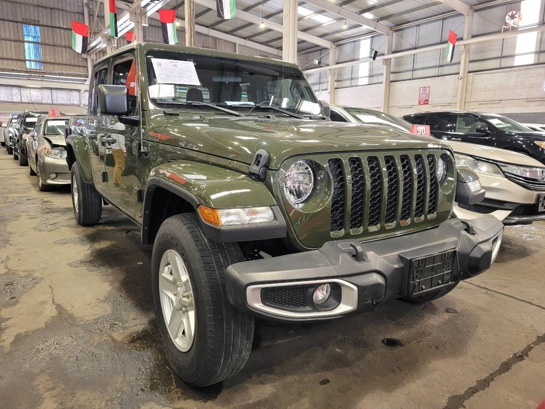 2022 JEEP GLADIATOR — 17685 KM — Lot L107495 — Main - Marhaba Auctions Used Cars - Image 5