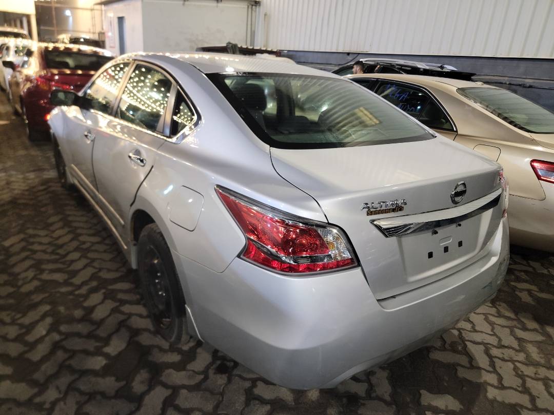 2015 NISSAN ALTIMA — 198293 Miles — Lot 37310455 - Marhaba Auctions Used Cars - Image 3