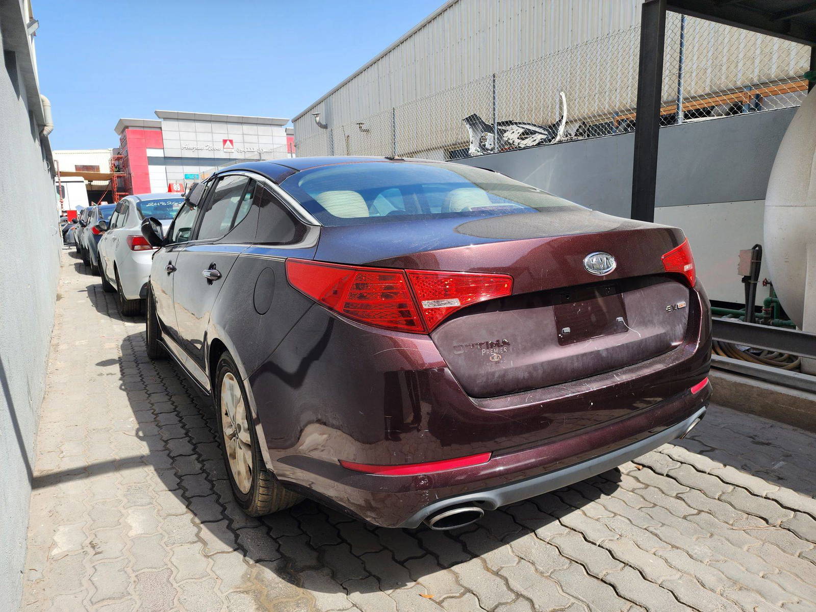 2011 KIA OPTIMA — 177804 Miles — Lot 84805214 — Al Quoz - Marhaba Auctions Used Cars - Image 3