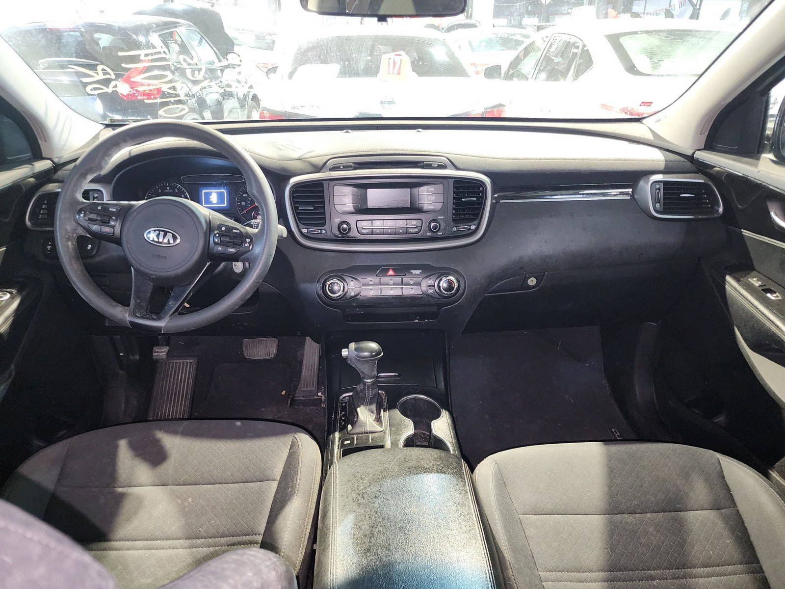 2016 KIA SORENTO — 124491 Miles — Lot 82502305 — Souq - Marhaba Auctions Used Cars - Image 8