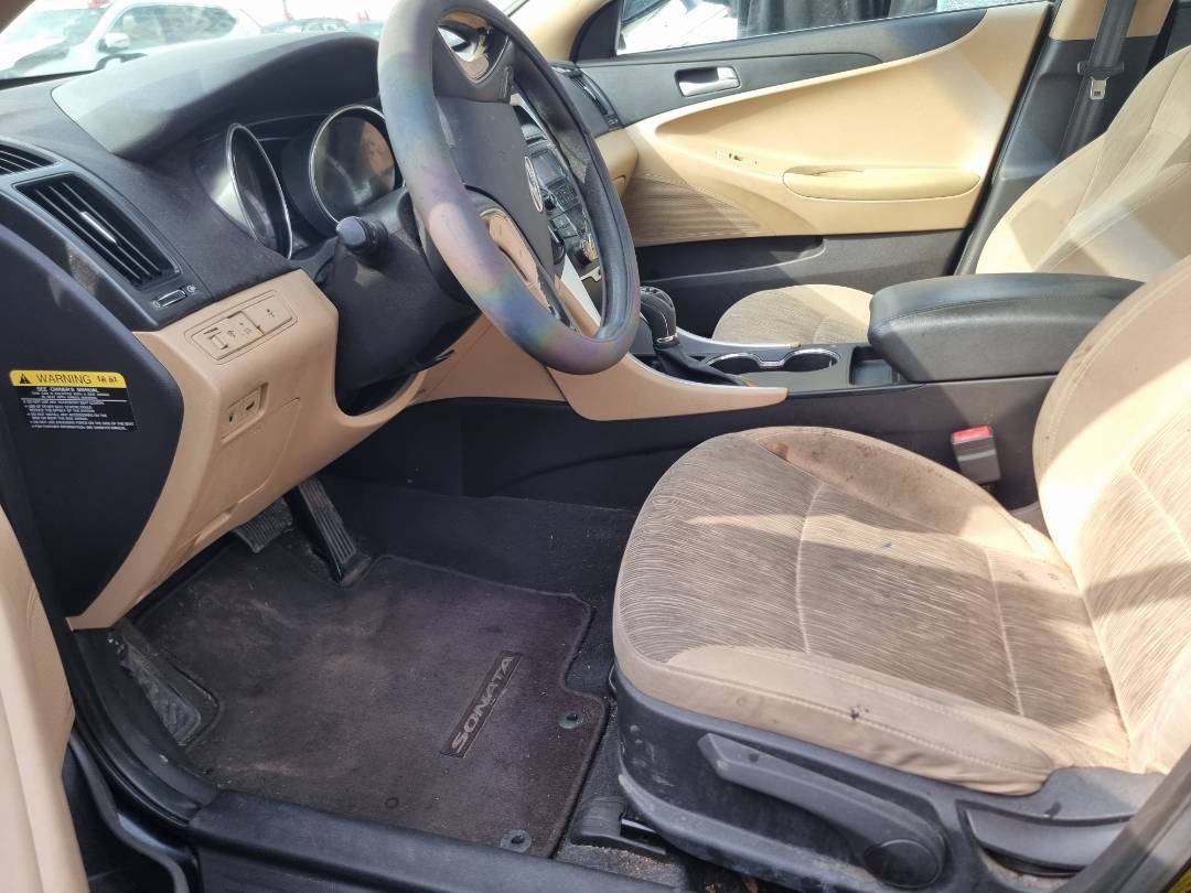 2013 HYUNDAI SONATA — 217837 Miles — Lot 125487 — Main - Marhaba Auctions Used Cars - Image 6