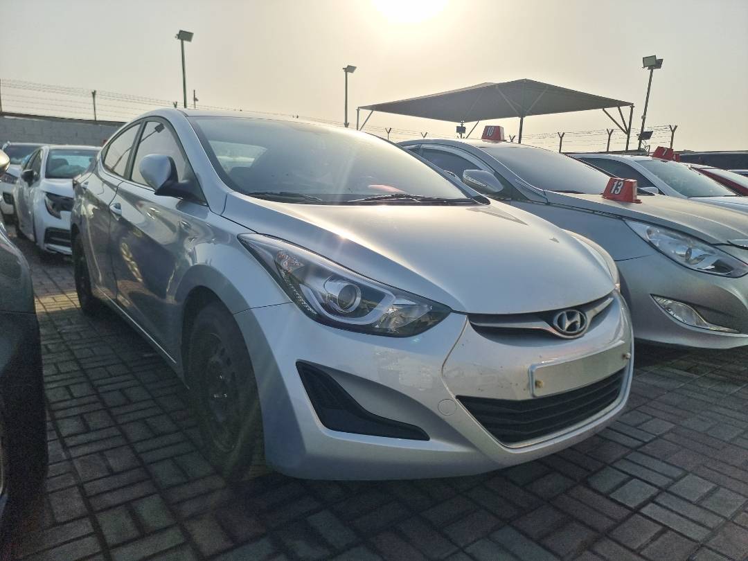 2014 HYUNDAI AVANTE — 317127 KM — Lot 124587 — Ind. 12 - Marhaba Auctions Used Cars - Image 4