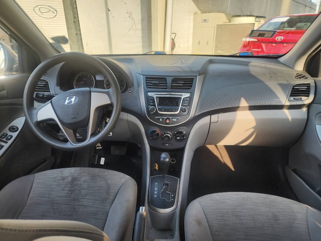 2015 HYUNDAI ACCENT — 144702 Miles — Lot 77751343 — Souq - Marhaba Auctions Used Cars - Image 4