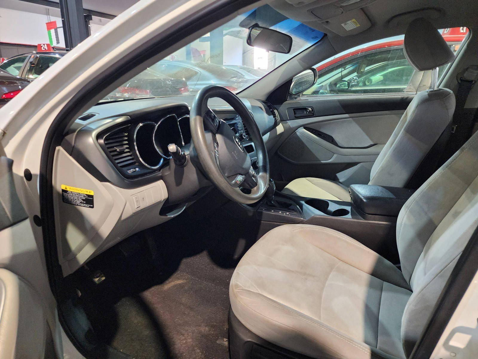 2013 KIA OPTIMA — 133168 Miles — Lot 40222984 — Al Quoz - Marhaba Auctions Used Cars - Image 9
