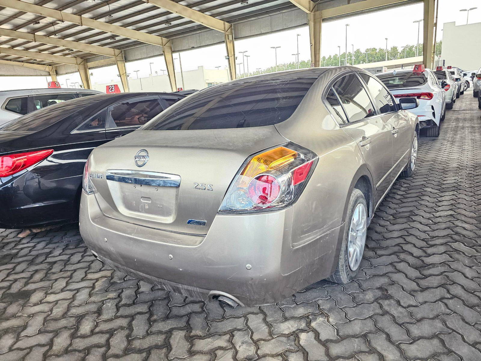 2012 NISSAN ALTIMA — 523310 KM — Lot C161795 — Souq - Marhaba Auctions Used Cars - Image 3