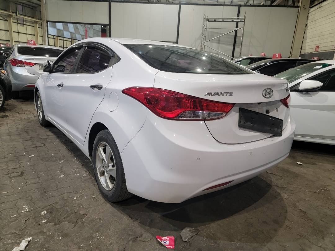 2012 HYUNDAI AVANTE — 127439 KM — Lot 445155 — Main - Marhaba Auctions Used Cars - Image 5