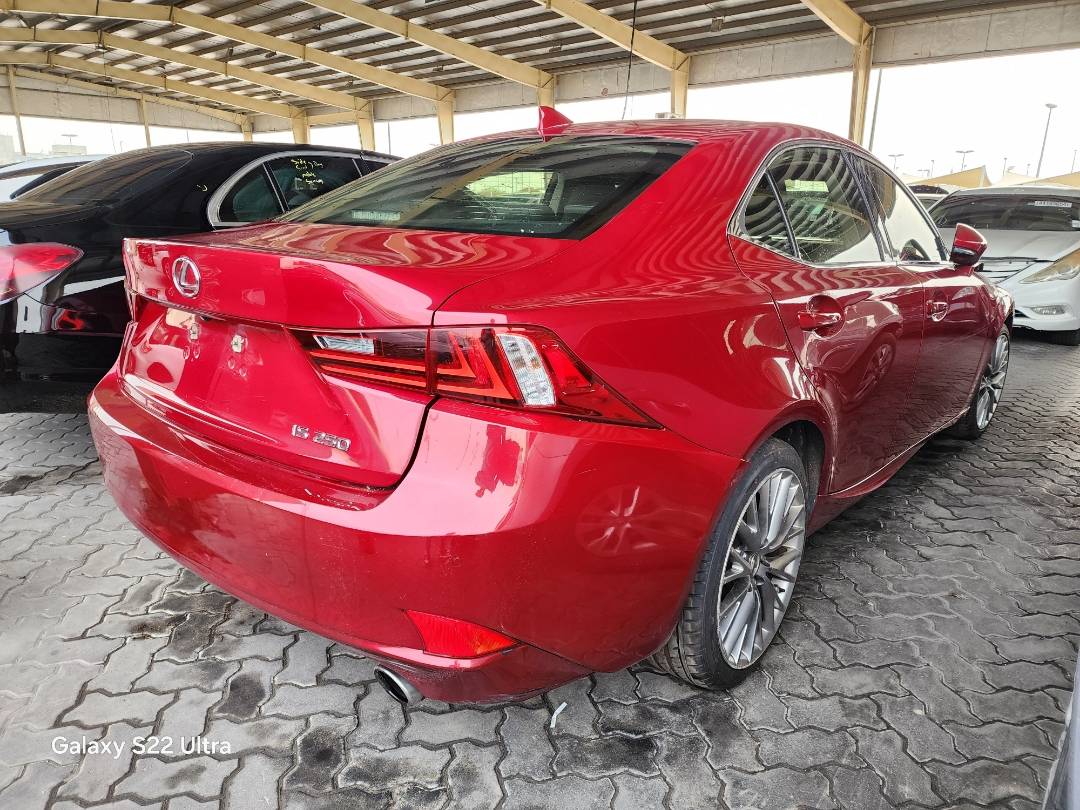 2014 LEXUS IS 250 — 150491 Miles — Lot 8765 — Souq - Marhaba Auctions Used Cars - Image 5