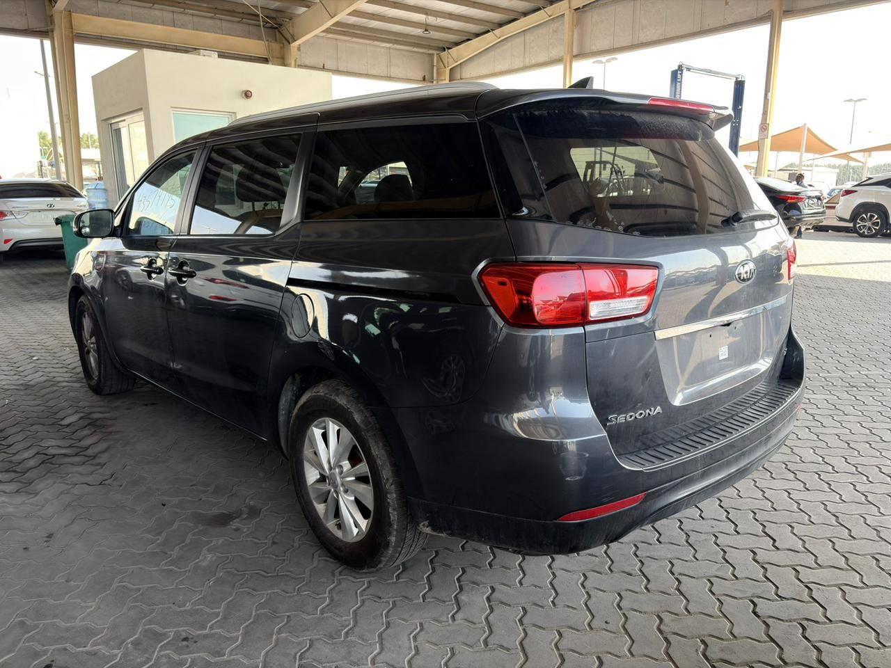 KIA SEDONA 2015 - Marhaba Auction Used Cars - Image 6