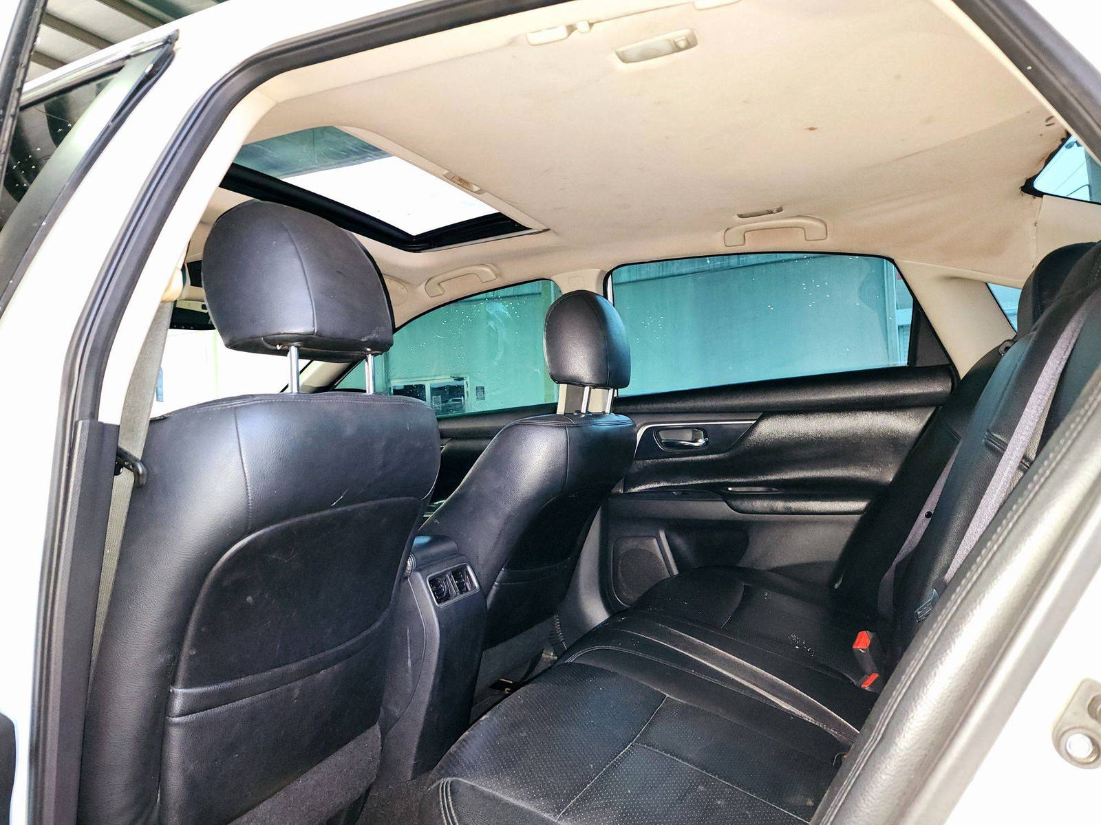 2014 NISSAN ALTIMA — 173924 Miles — Lot 40161251 — Souq - Marhaba Auctions Used Cars - Image 6