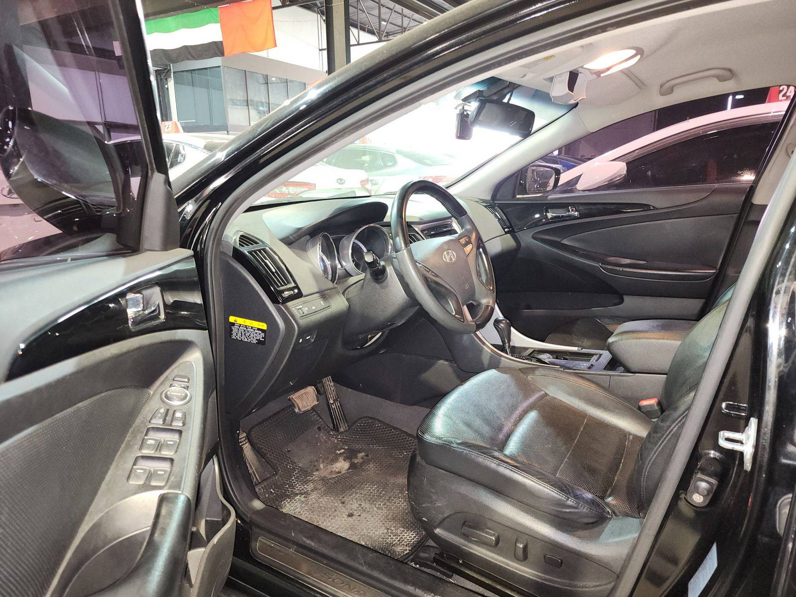 HYUNDAI SONATA 2011 - Marhaba Auction Used Cars - Image 9