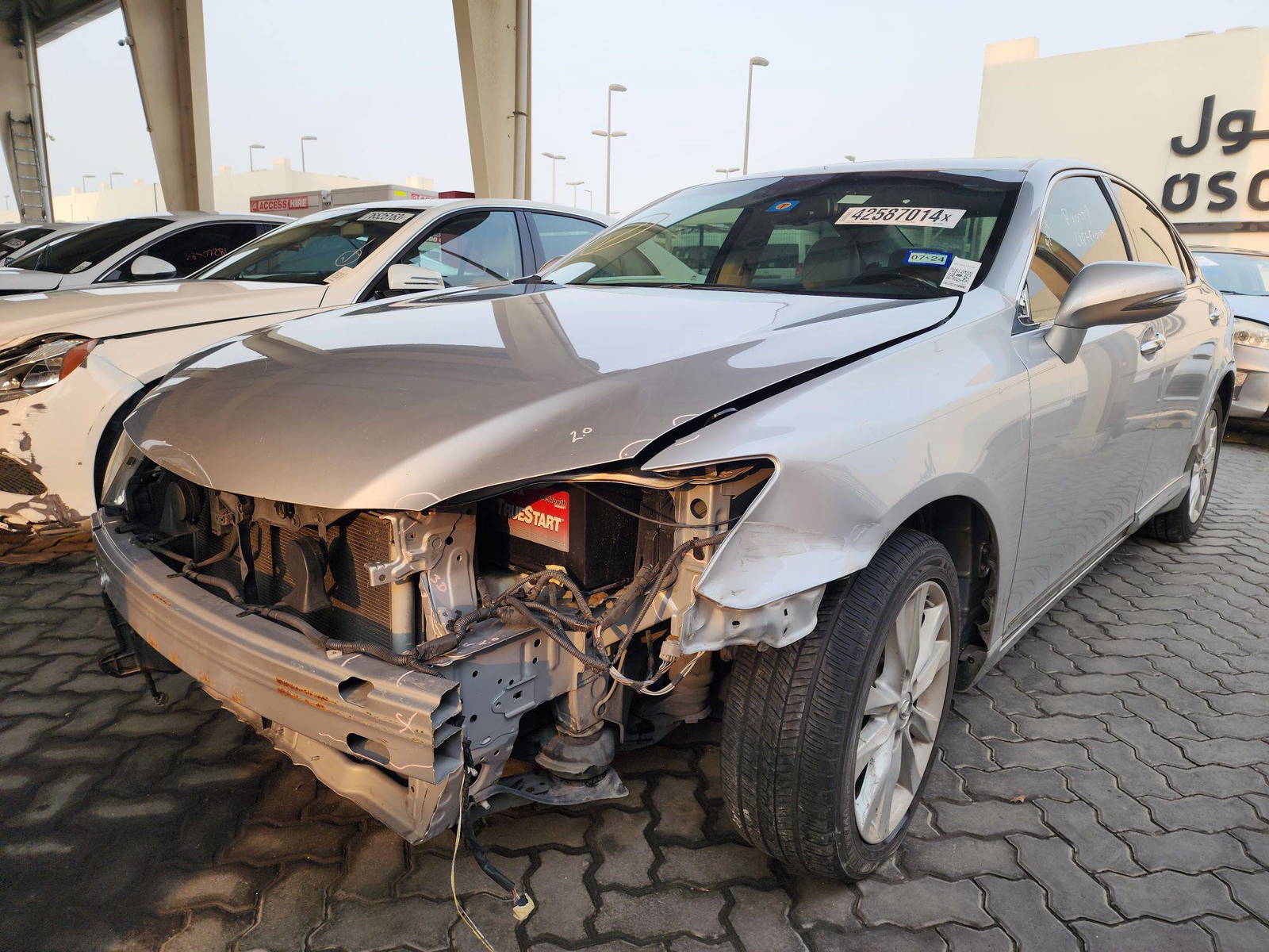 2011 LEXUS ES 350 — 194598 Miles — Lot 42587014 — Souq - Marhaba Auctions Used Cars - Image 10