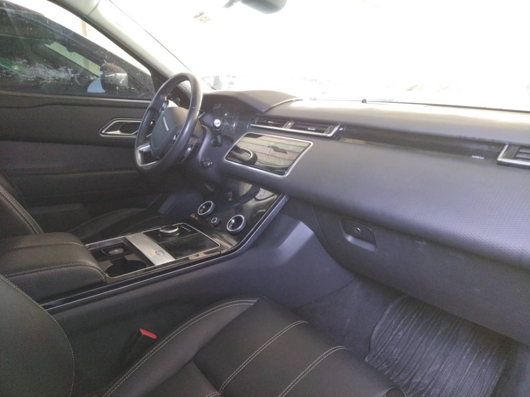 2018 LAND ROVER RANGE ROVER VELAR — 60461 Miles — Lot 57197743 - Marhaba Auctions Used Cars - Image 8