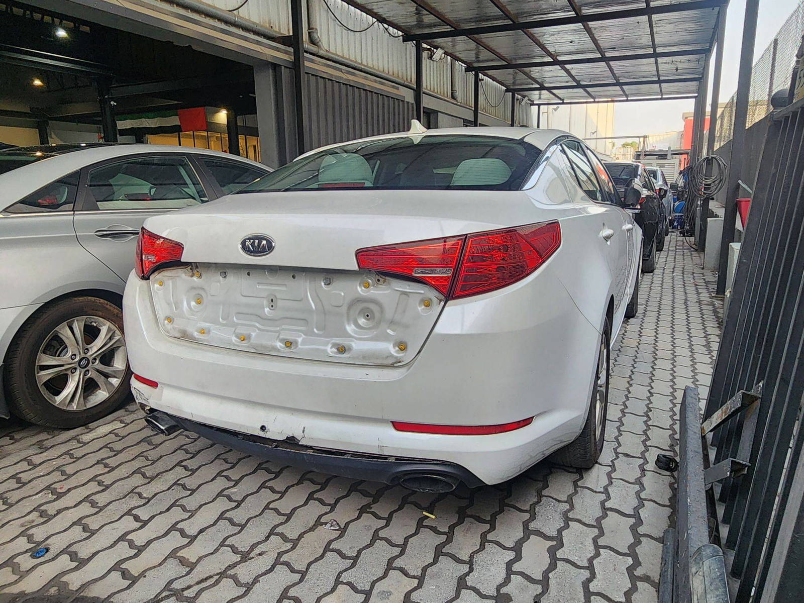 2011 KIA OPTIMA — 195873 Miles — Lot 47438435 — Ind. 12 - Marhaba Auctions Used Cars - Image 6
