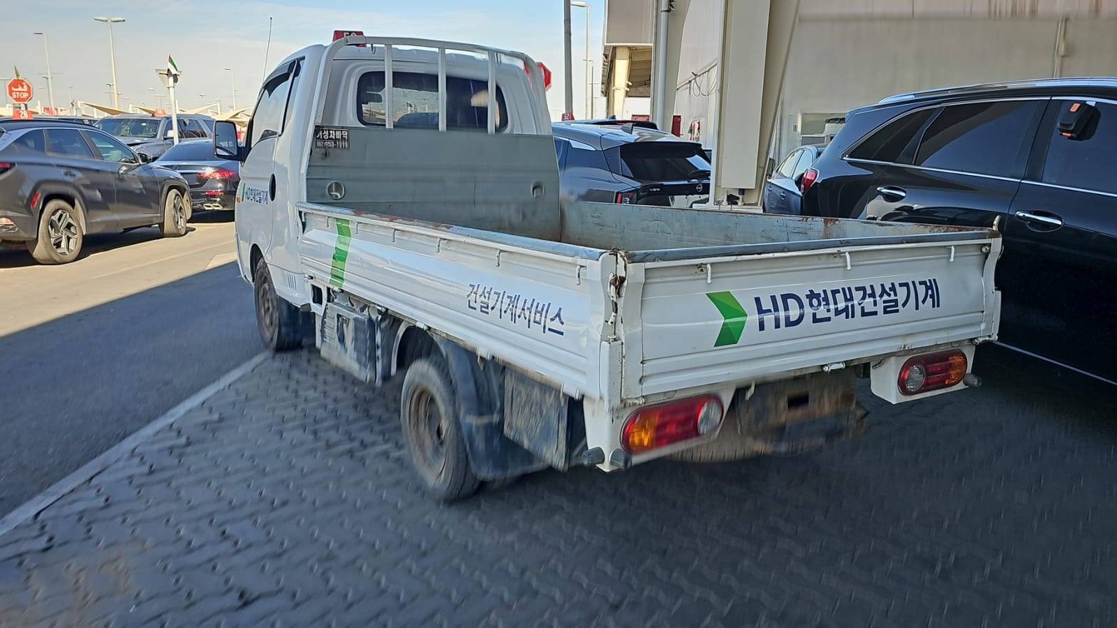 HYUNDAI PORTER 2 2013 - Marhaba Auction Used Cars - Image 6