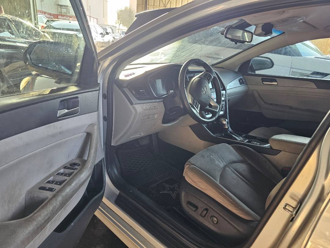 2019 HYUNDAI SONATA — 182971 Miles — Lot H766516 — Main - Marhaba Auctions Used Cars - Image 8