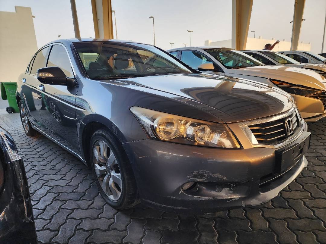 2010 HONDA ACCORD — 278540 KM — Lot 1628 — Main - Marhaba Auctions Used Cars - Image 4