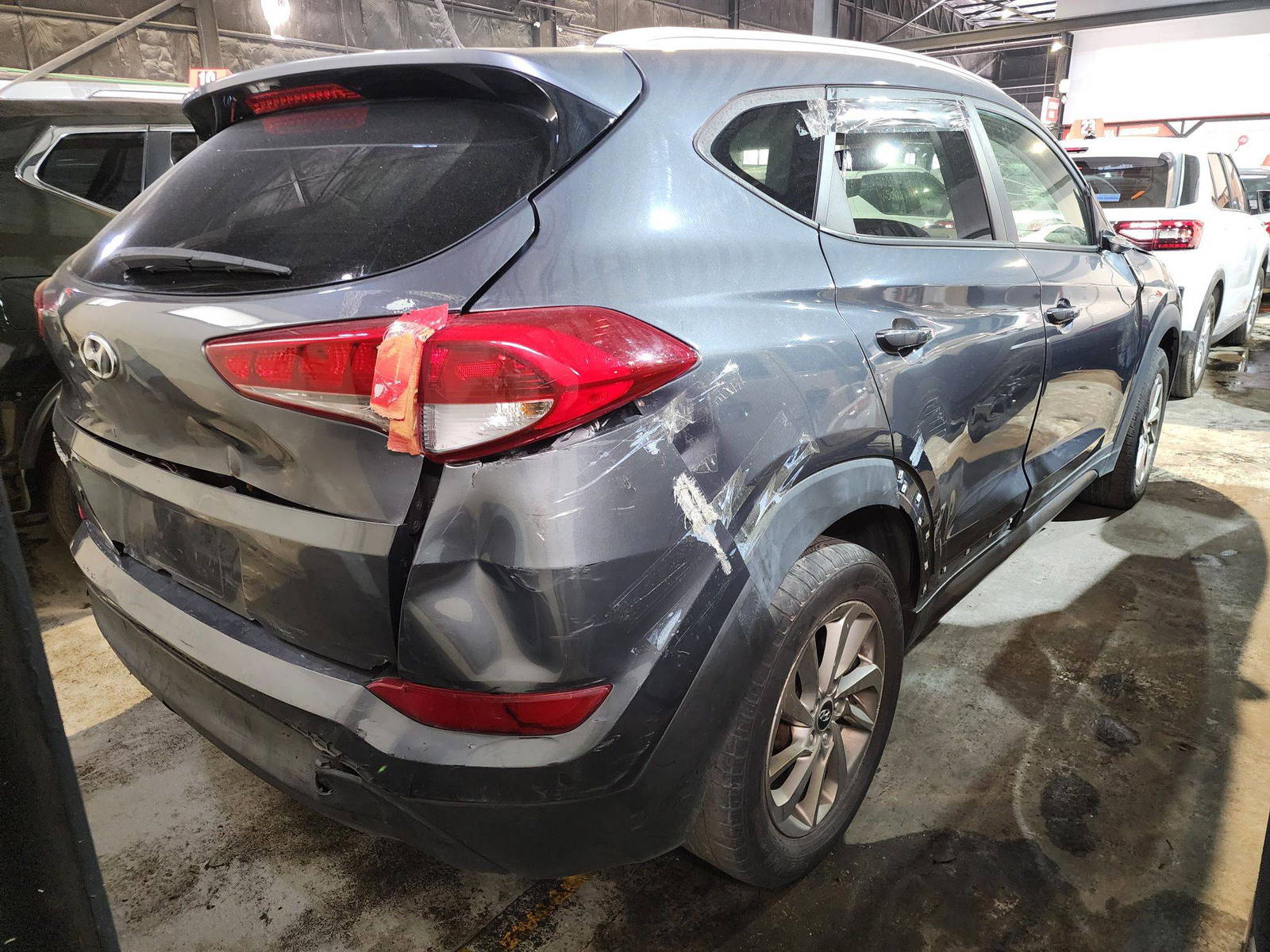 2016 HYUNDAI TUCSON — 147473 Miles — Lot 86572 — Al Quoz - Marhaba Auctions Used Cars - Image 5
