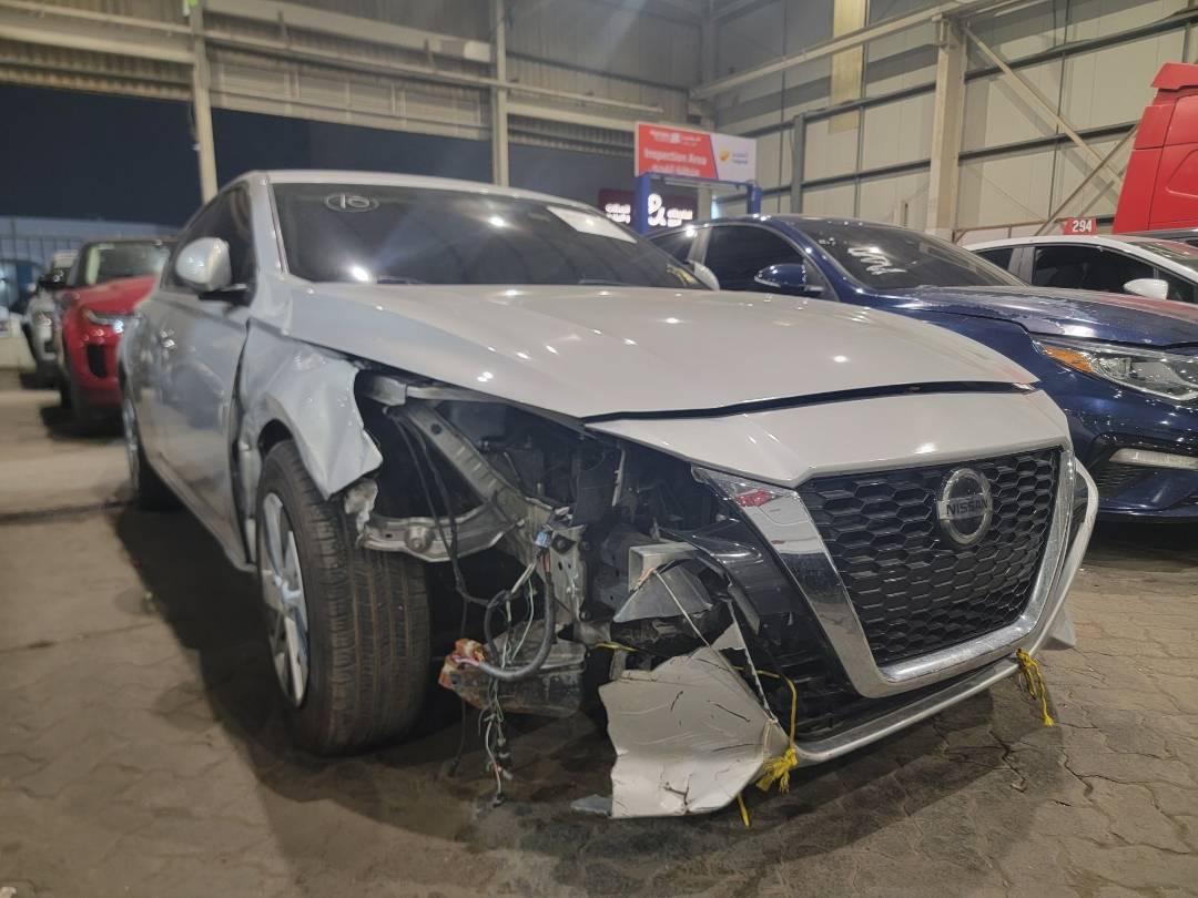 2019 NISSAN ALTIMA — 133359 Miles — Lot 237389 — Main - Marhaba Auctions Used Cars - Image 4