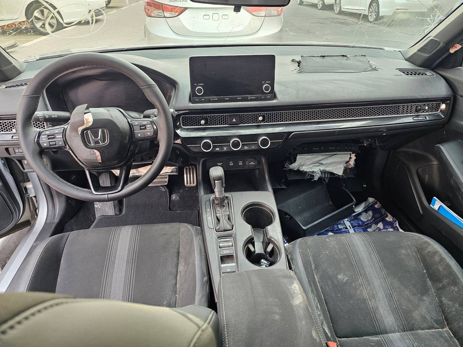 2025 HONDA CIVIC — 44 Miles — Lot 50SH554911 — Souq - Marhaba Auctions Used Cars - Image 7