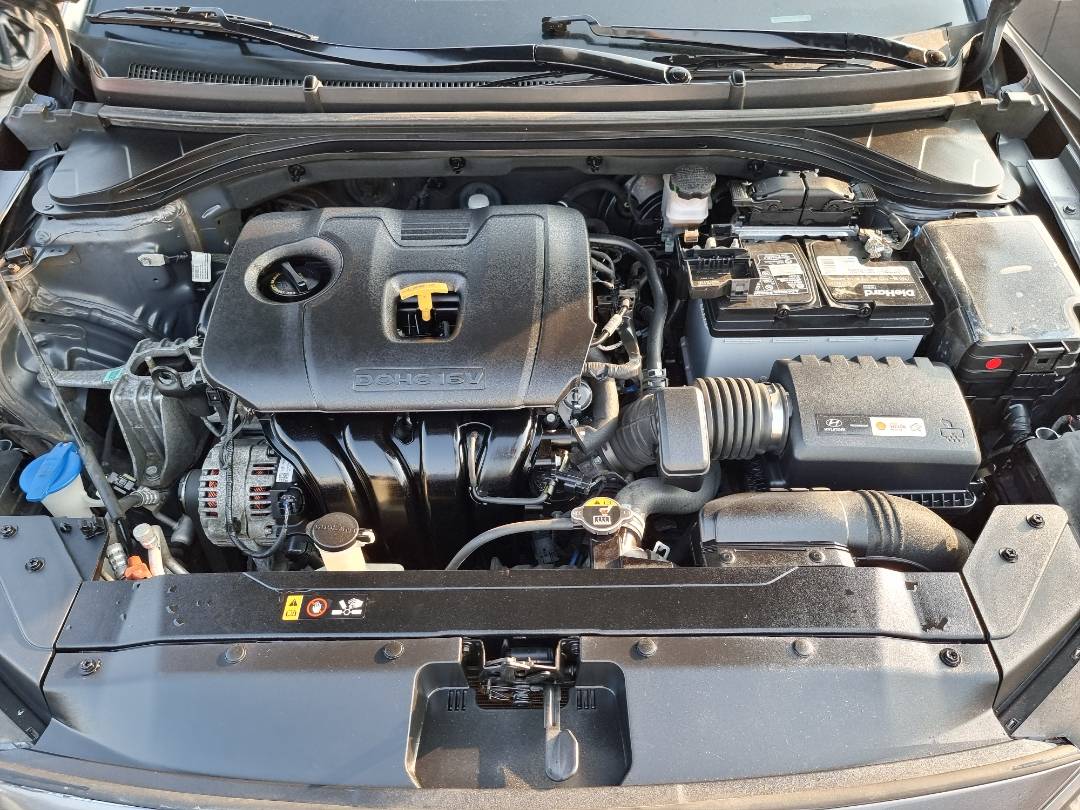 2019 HYUNDAI ELANTRA — 97376 Miles — Lot 125487 — Main - Marhaba Auctions Used Cars - Image 10