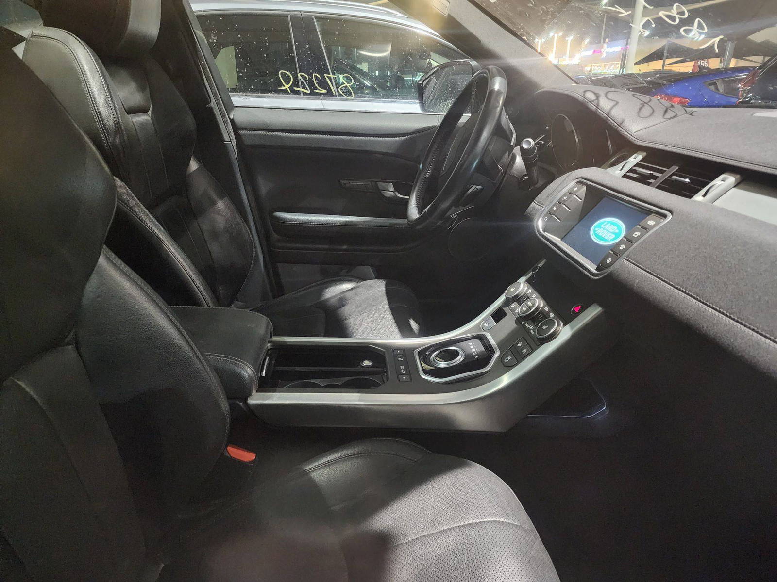 2017 LAND ROVER RANGE ROVER EVOQUE SE — 87229 Miles — Lot 66667333 - Marhaba Auctions Used Cars - Image 8