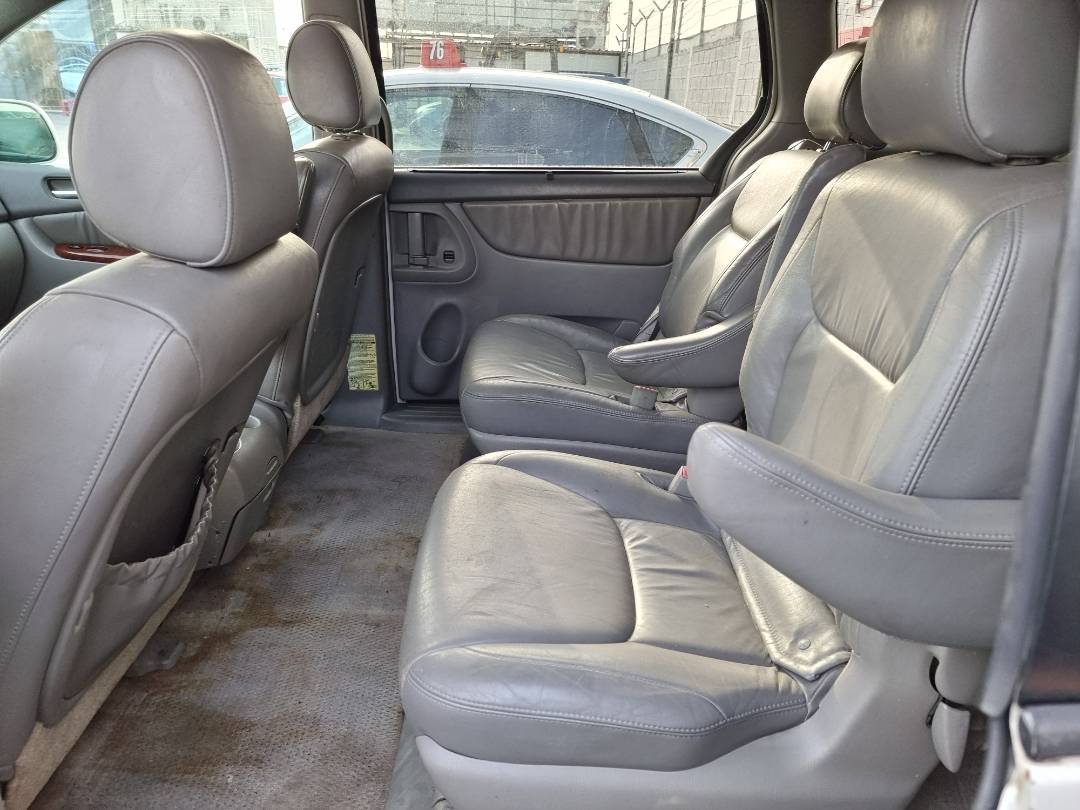 2005 TOYOTA SIENNA — 223534 Miles — Lot 215487 — Souq - Marhaba Auctions Used Cars - Image 7