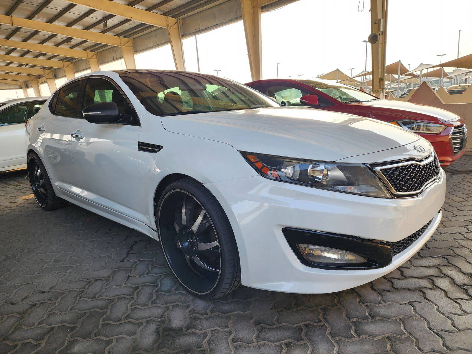 2012 KIA OPTIMA — 173513 Miles — Lot 4308 — Souq - Marhaba Auctions Used Cars - Image 5