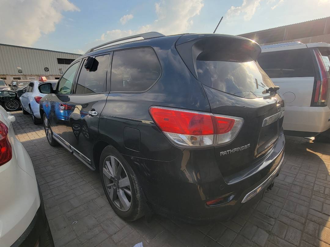 2013 NISSAN PATHFINDER — 165100 Miles — Lot 688116 — Main - Marhaba Auctions Used Cars - Image 3