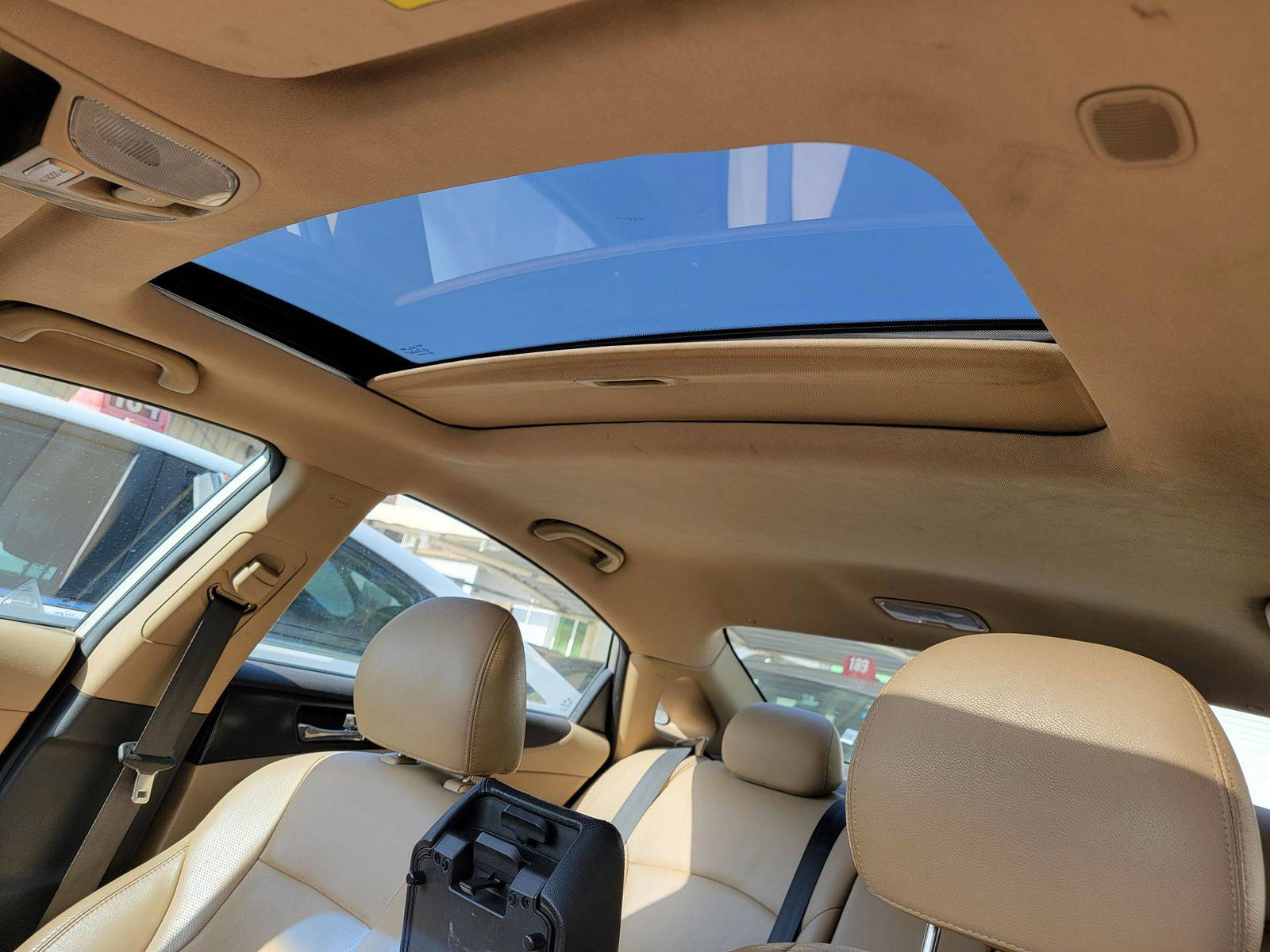2011 HYUNDAI SONATA — 222888 Miles — Lot H047867 — Main - Marhaba Auctions Used Cars - Image 9