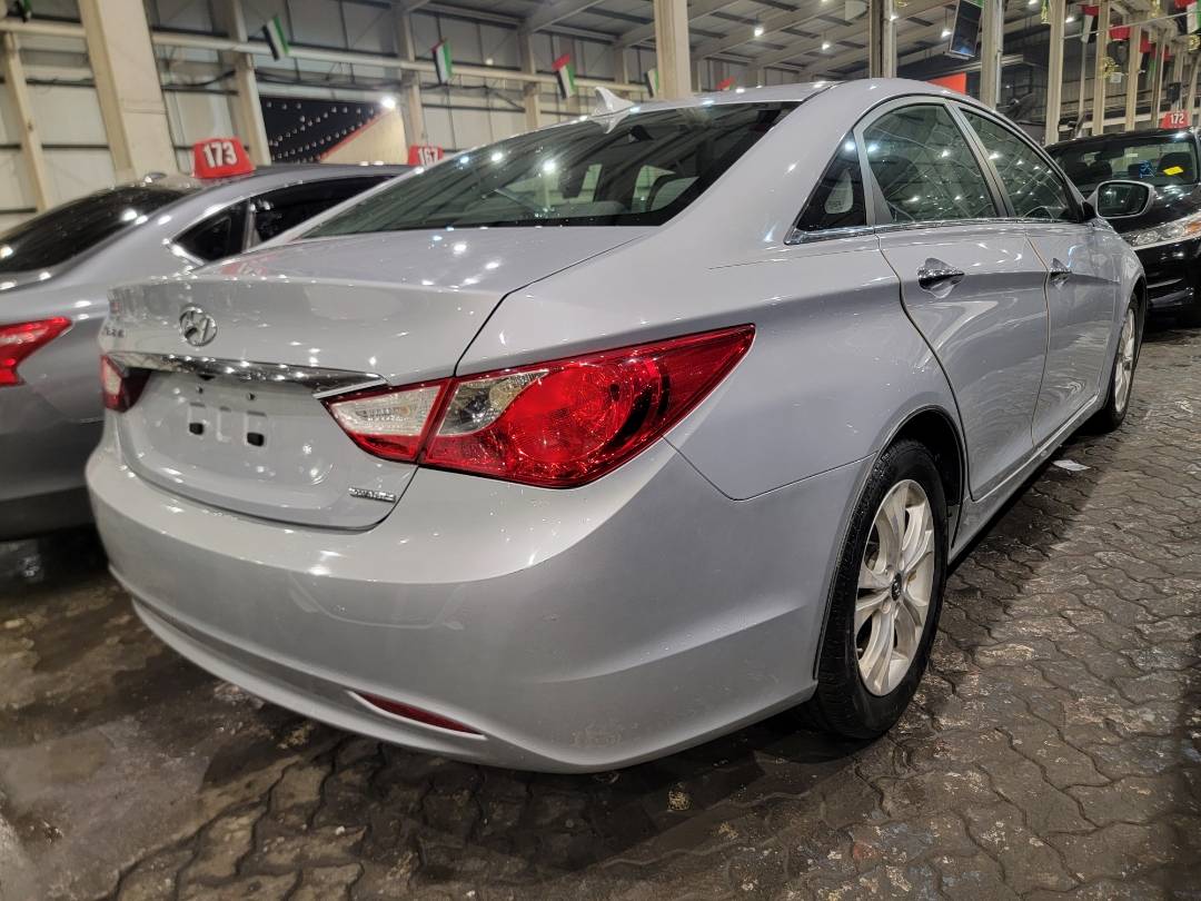 2011 HYUNDAI SONATA — 105416 Miles — Lot BH023277 - Marhaba Auctions Used Cars - Image 4