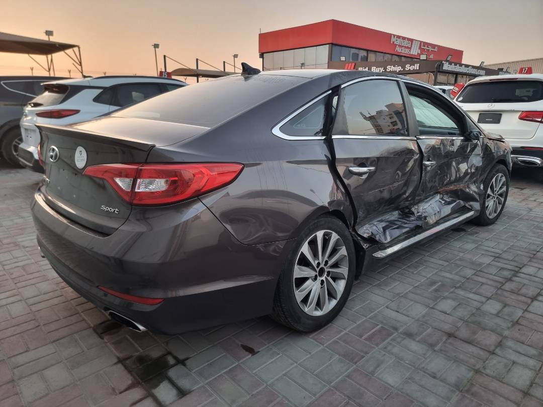 2016 HYUNDAI SONATA — 212863 Miles — Lot 1205487 — Ind. 12 - Marhaba Auctions Used Cars - Image 4