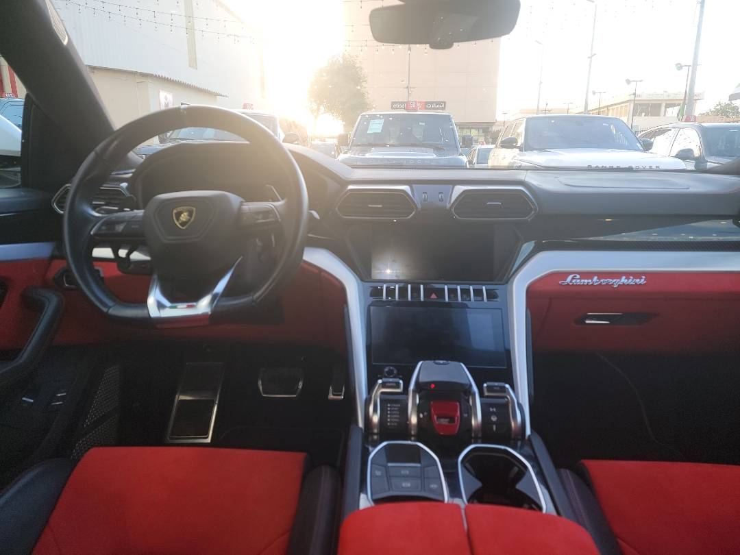 2019 LAMBORGINI URUS — 135579 KM — Lot A00652 - Marhaba Auctions Used Cars - Image 15