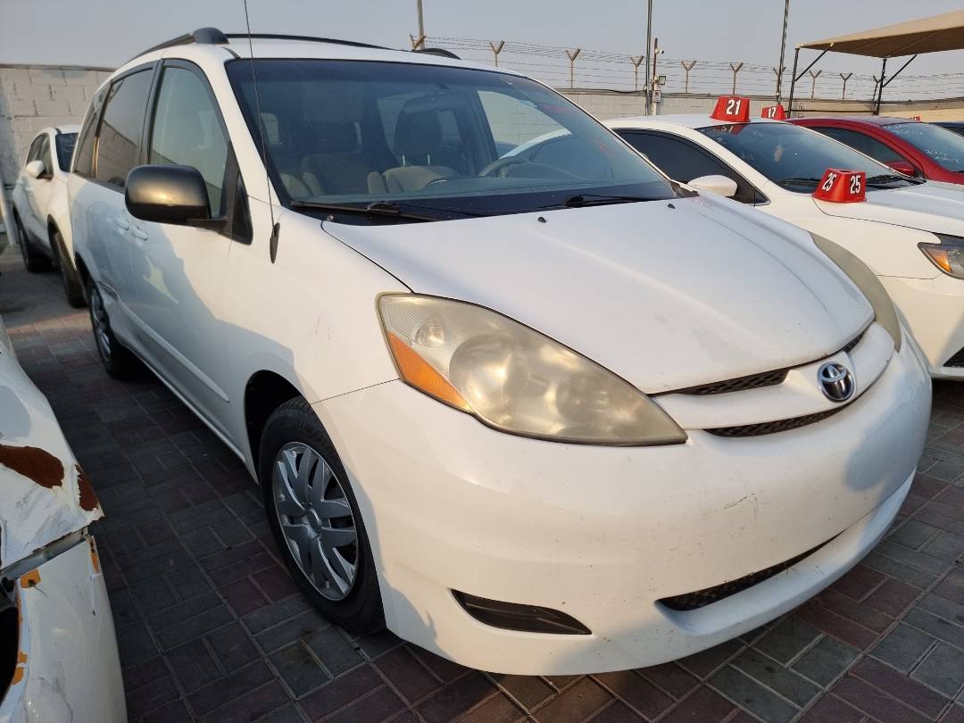 2009 TOYOTA SIENNA — 223108 KM — Lot 39083934 — Ind. 12 - Marhaba Auctions Used Cars - Image 5